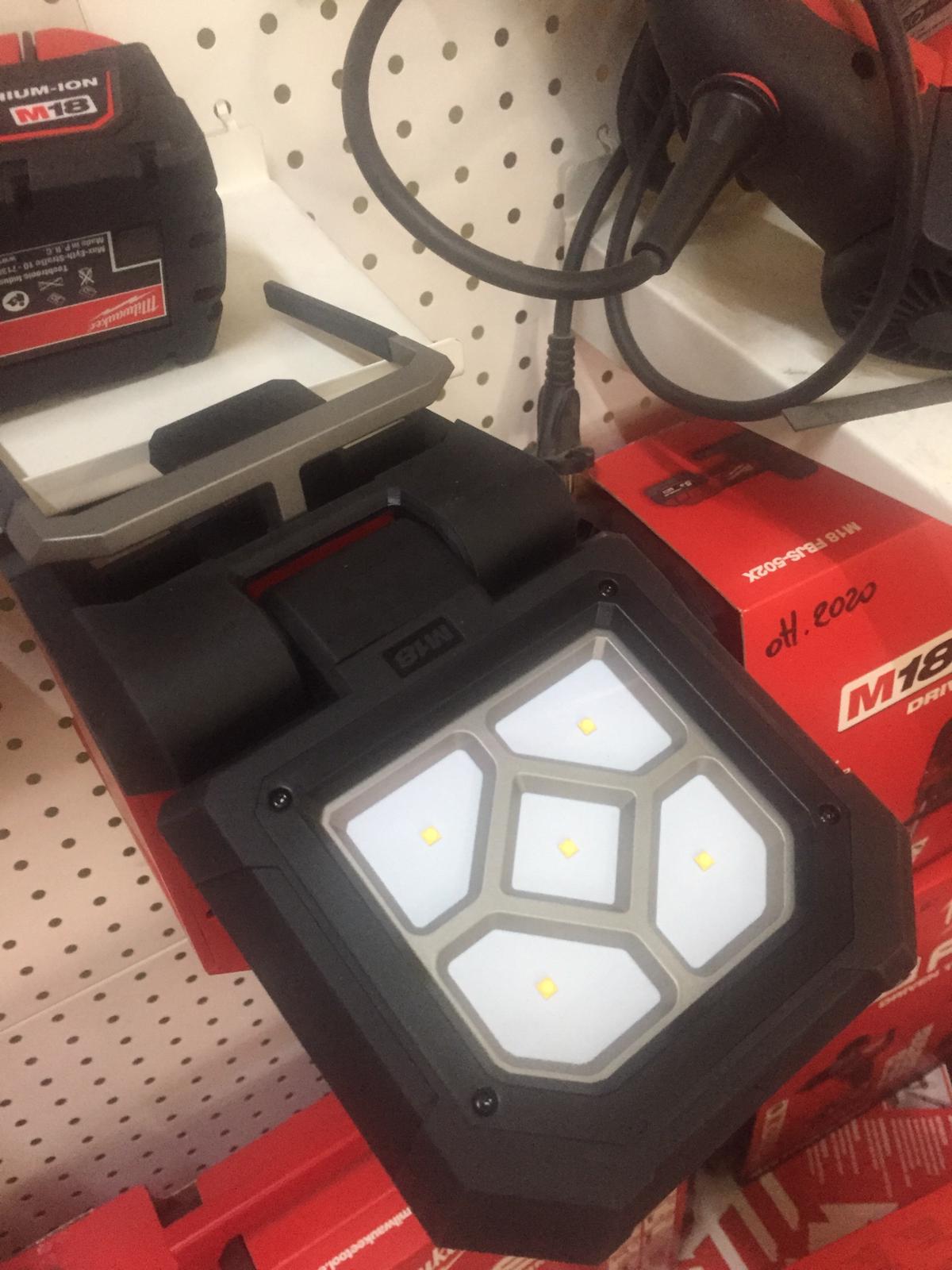 lampada led milwaulee